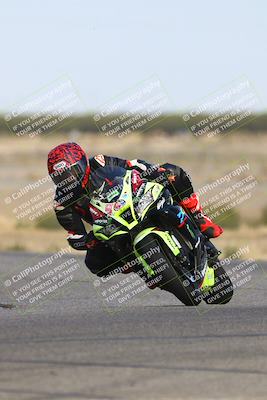 media/Oct-13-2025-Lets Ride (Mon) [[1a1cd08581]]/B Group/1020am (Sweeper)/